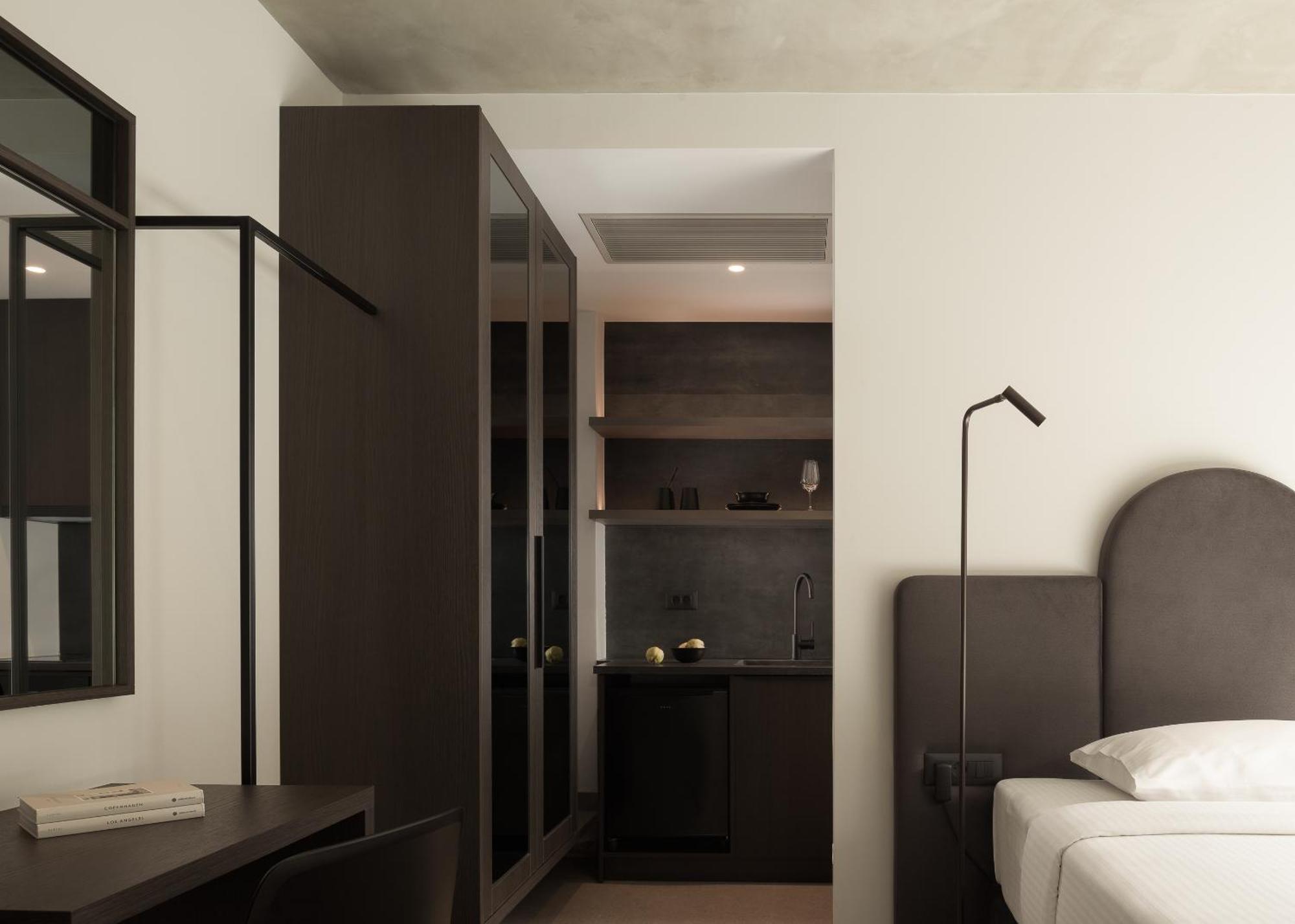 Pleiades Urban Stay By Semavί Heraklion  Bagian luar foto