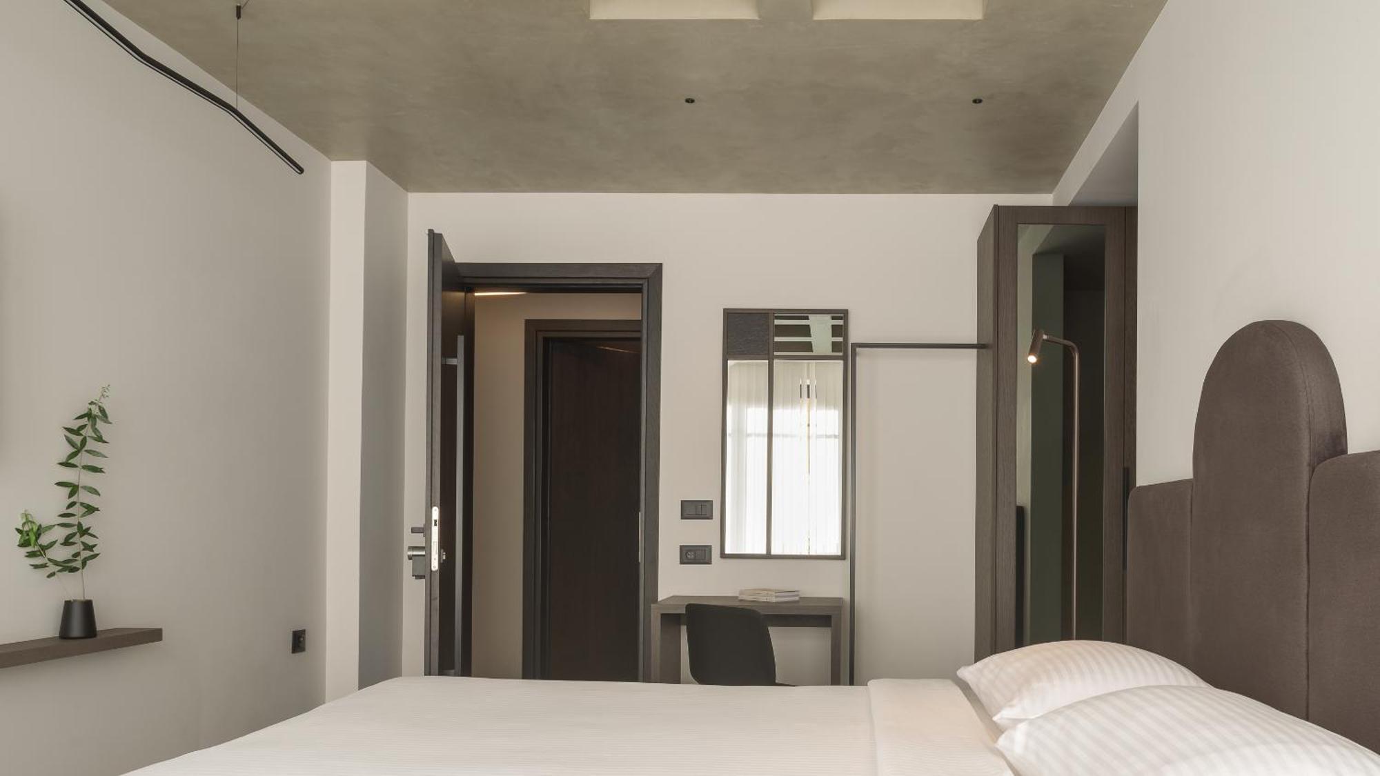 Pleiades Urban Stay By Semavί Heraklion  Bagian luar foto