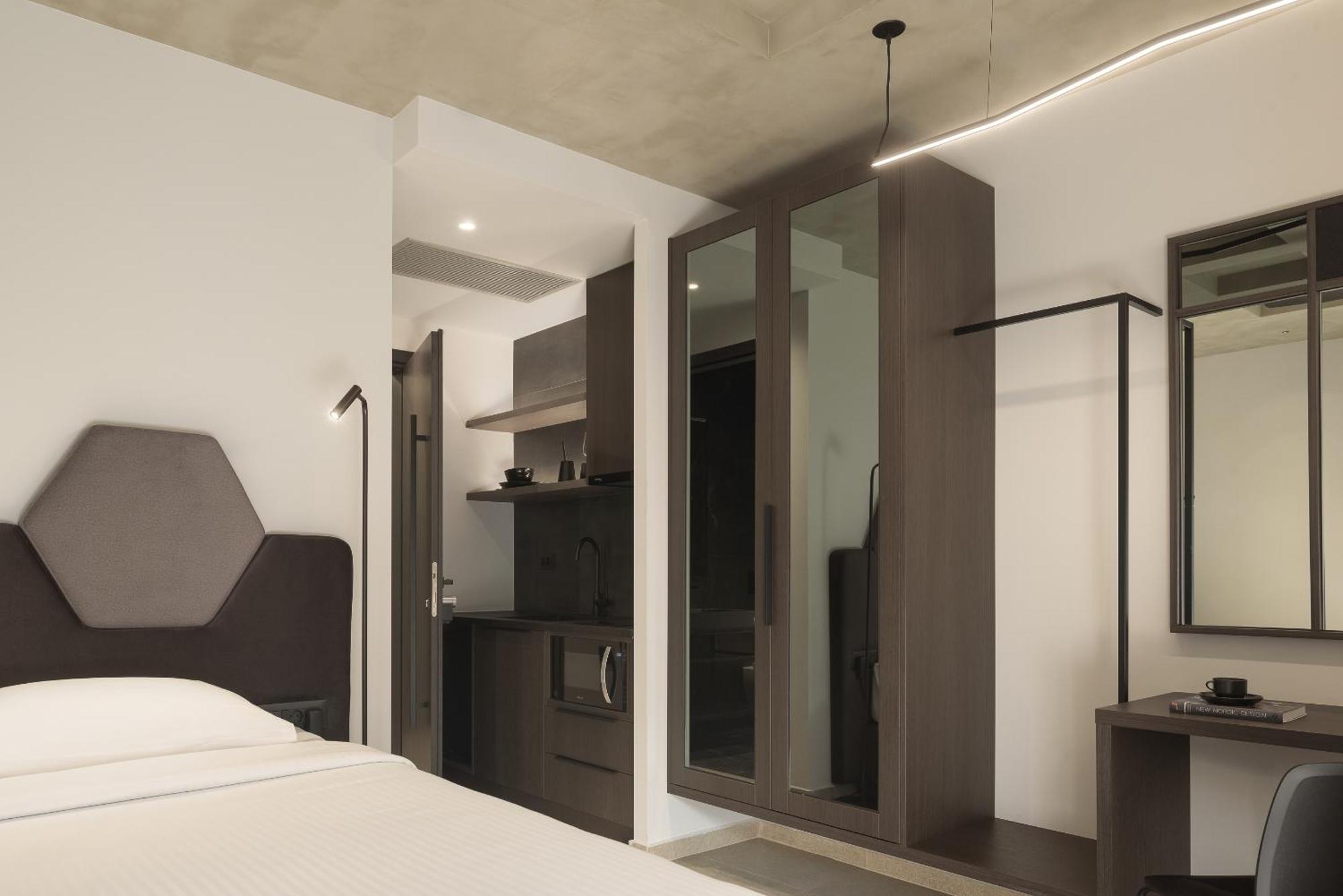 Pleiades Urban Stay By Semavί Heraklion  Bagian luar foto